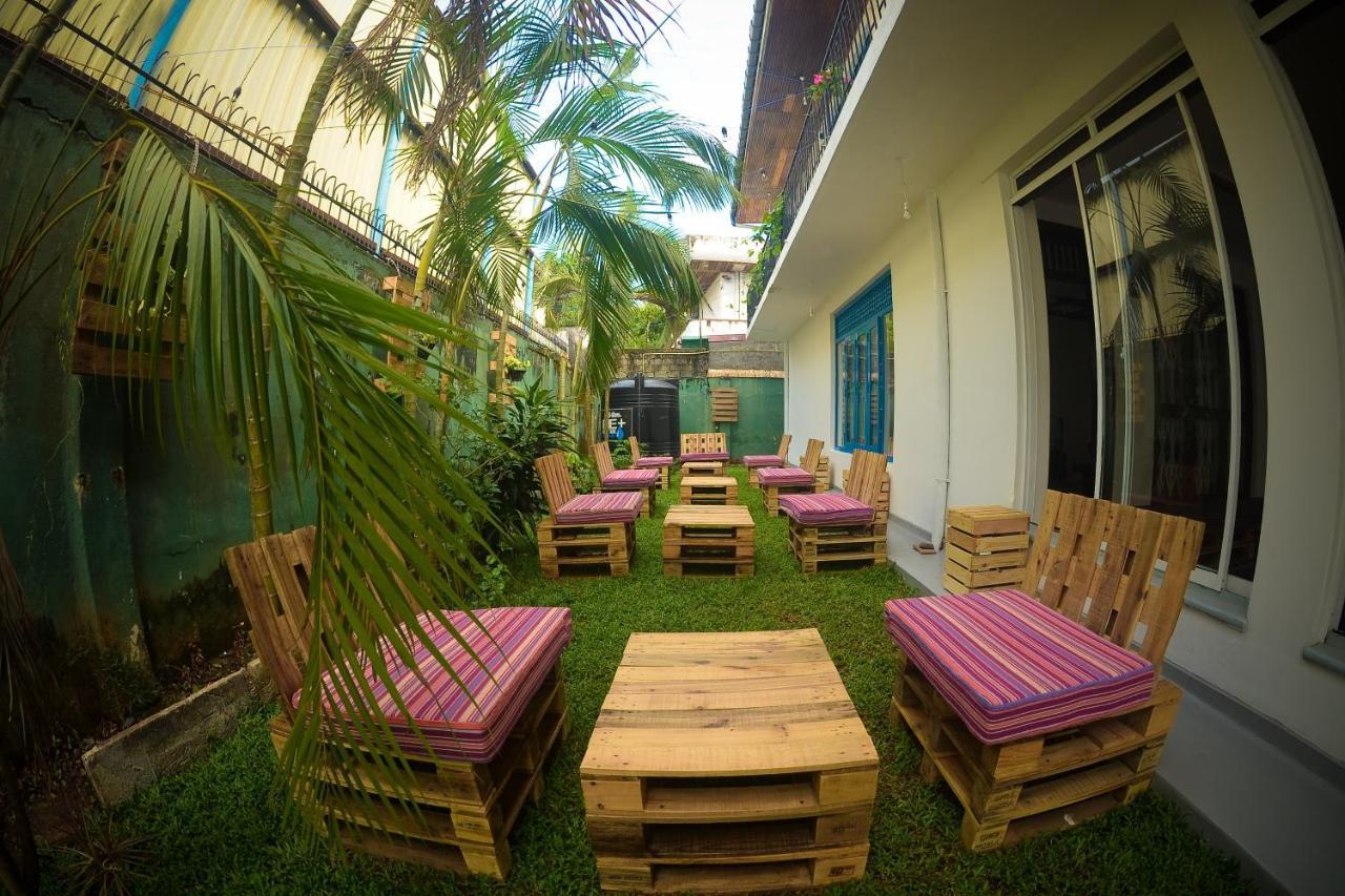كولمبو Groove House Hostels المظهر الخارجي الصورة